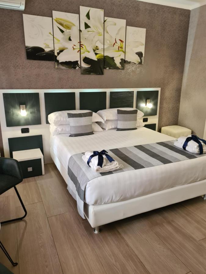 Albis Rooms Guest House Fiumicino Exterior foto