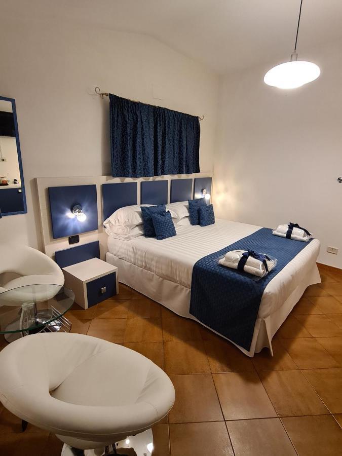 Albis Rooms Guest House Fiumicino Exterior foto