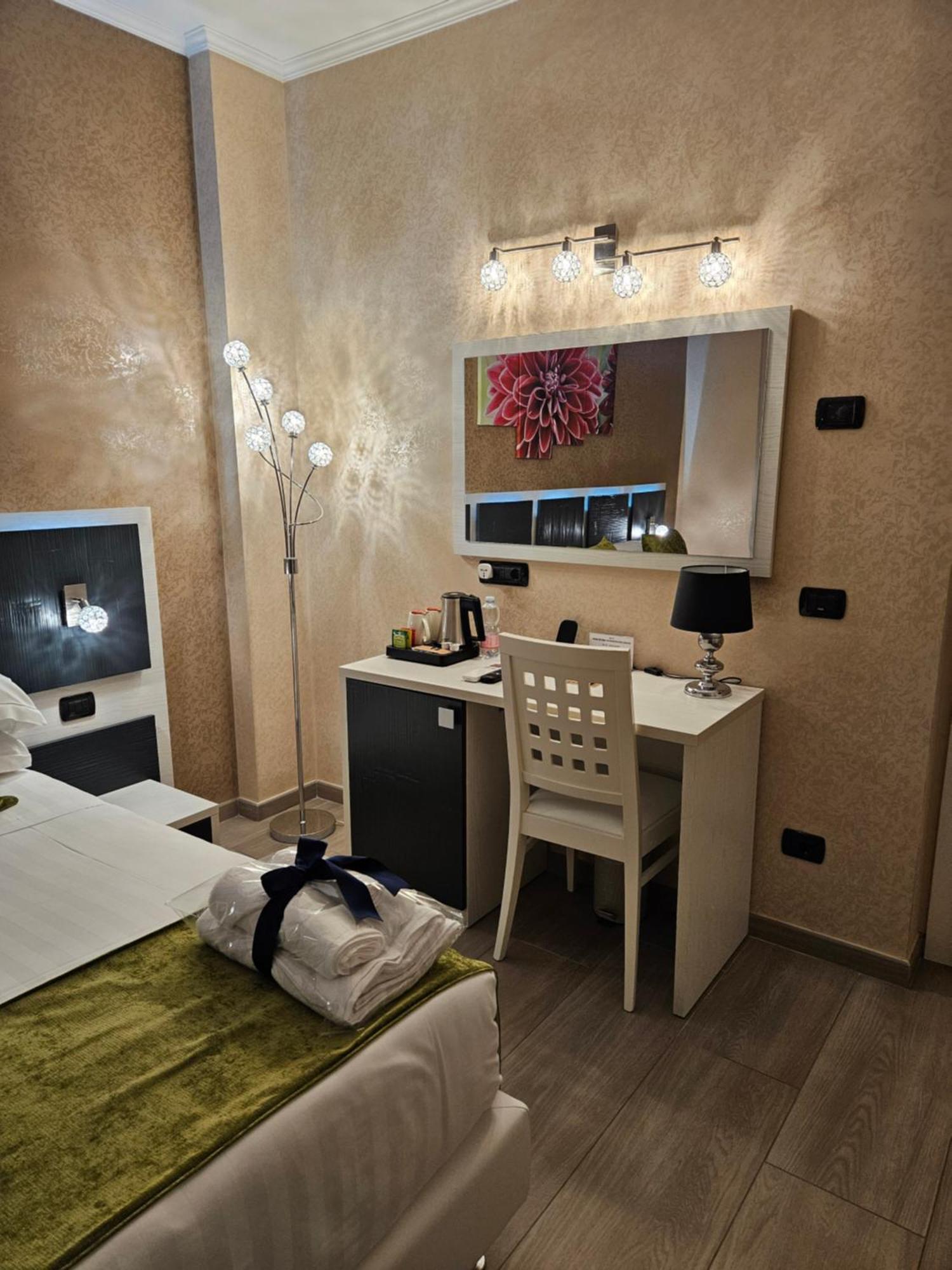 Albis Rooms Guest House Fiumicino Exterior foto