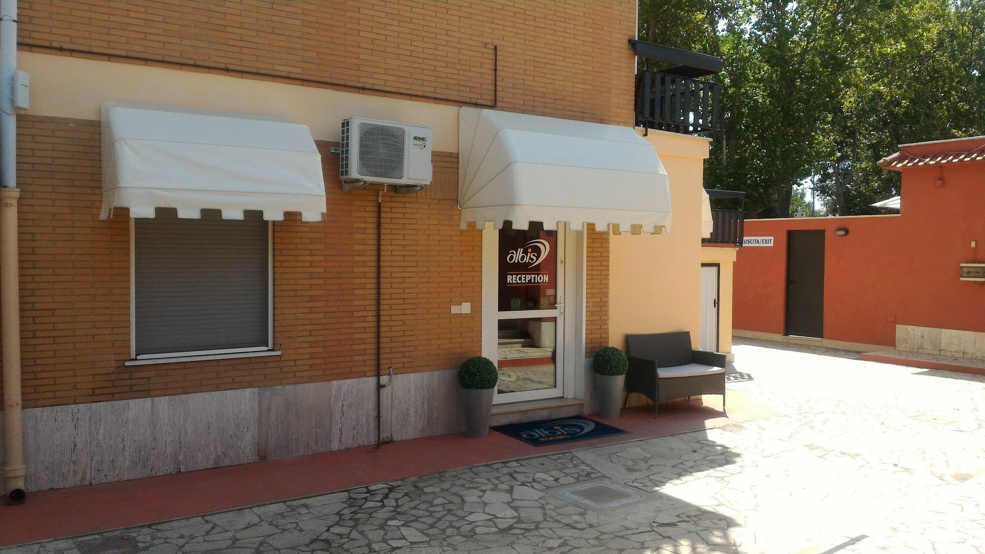 Albis Rooms Guest House Fiumicino Exterior foto
