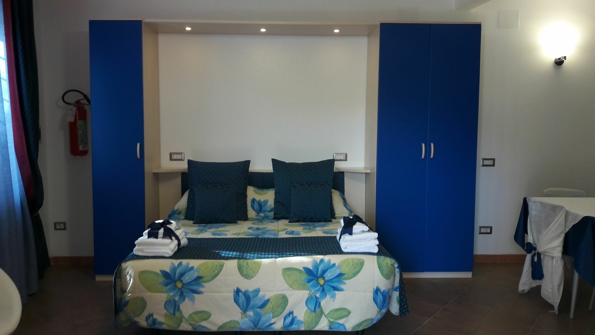 Albis Rooms Guest House Fiumicino Exterior foto
