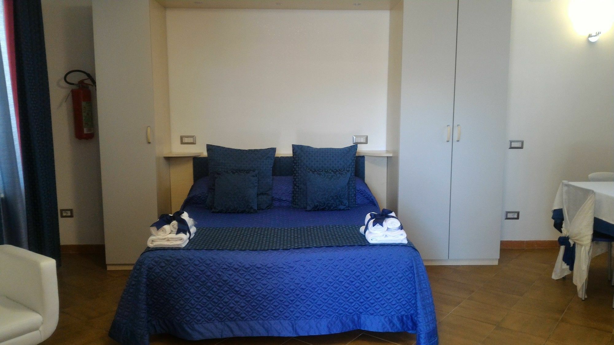 Albis Rooms Guest House Fiumicino Exterior foto